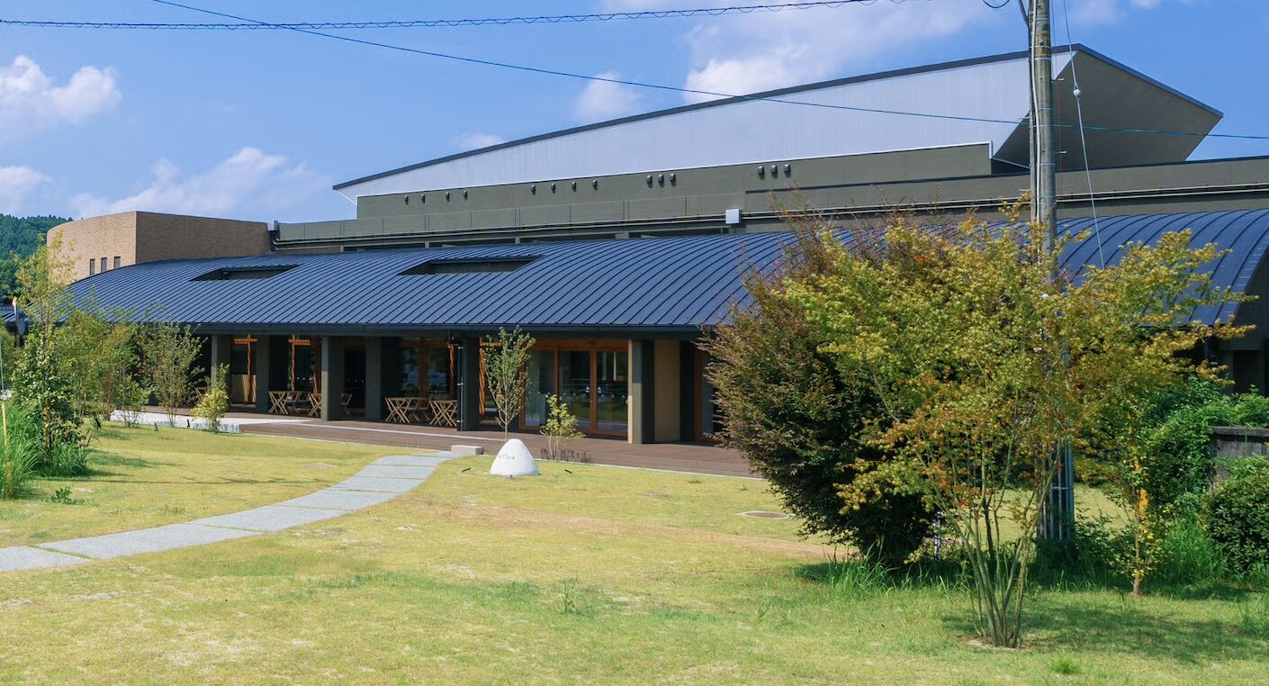 <span>南関町交流拠点施設内総合図書館</span>南関町図書館 このみch-i